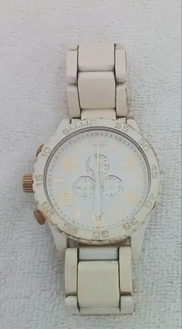 NIXON 닉슨 51-30 크로노그래프 화이트 빅 페이스