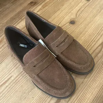 ZARA 자라 브라운 스웨이드 로퍼