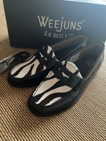 미사용품 G.H.BASS&CO. WEEJUNS 블랙 제브라 로퍼