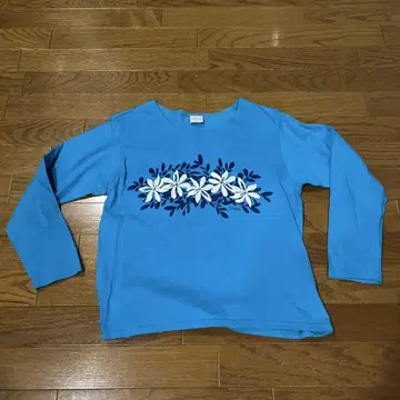 Crazy Shirts 파랑 꽃무늬 자수 T셔츠 S