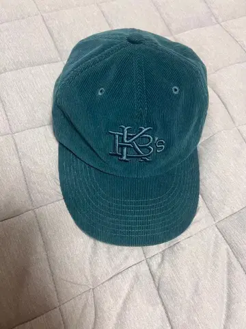KEBOZ 다크 코듀로이 캡