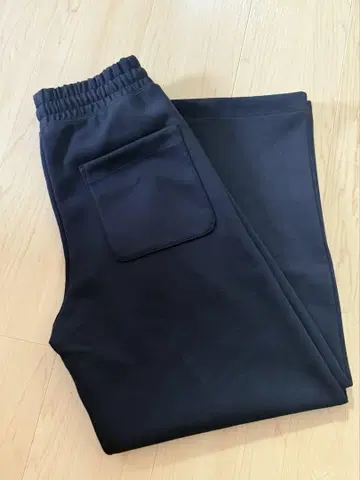 [미사용 새상품] UNIQLO C 맨투맨 와이드 팬츠 블랙 XS