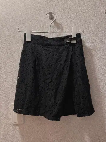 Ellno de Mavie 코드 레이스 치마바지 블랙