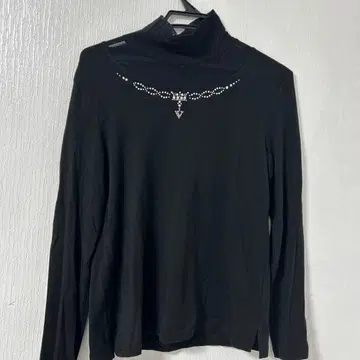 발렌자 40 비쥬 블랙 터틀넥 긴팔