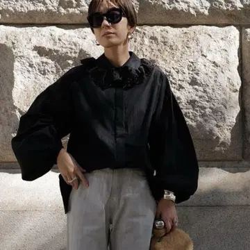 [새상품급] Machatt 레이스 칼라 블라우스 레이스 포함 블랙 셔츠