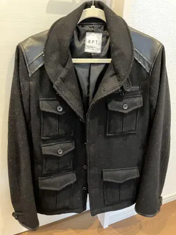 R.P.T 블랙 자켓