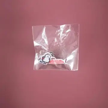 빨간 깃털 핀 배지 키요켄 효짱