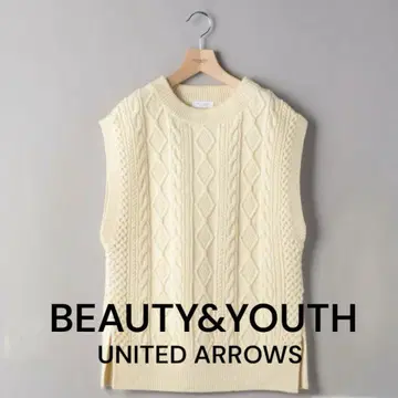 BEAUTY & YOUTH 아이보리 케이블 짜임 니트 베스트