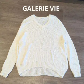 갤러리 바이 GALERIE VIE 코튼 V넥 니트 화이트