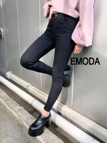 EMODA ELDER 스키니 데님 블랙 사이즈 0