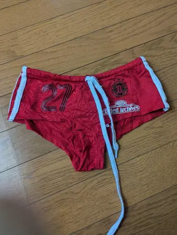 jaded London 빨간색 숏팬츠 xs