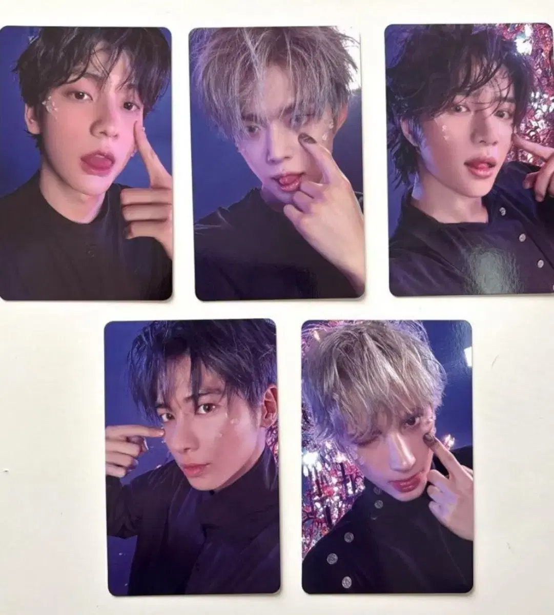 txt starkissed universal 1st, 2nd gen ld (taehyun)