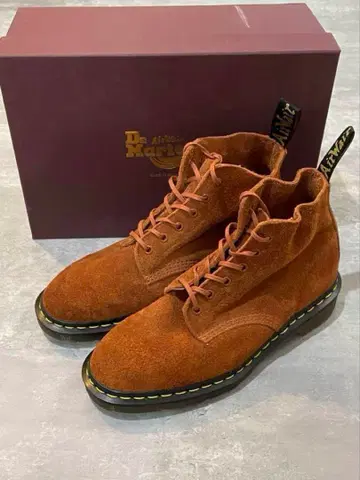 닥터마틴 101 UB 스웨이드 6홀 26.0(UK7)