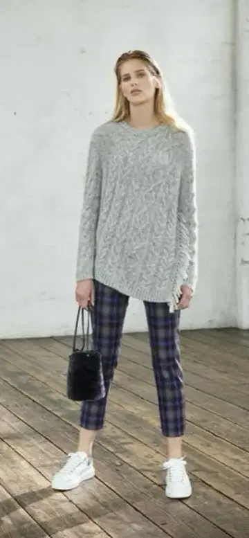 새상품급 theory luxe 니트 스웨터 케이블 짜임 그레이 38