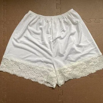 와코루 화이트 브라이덜 이너 M 사이즈