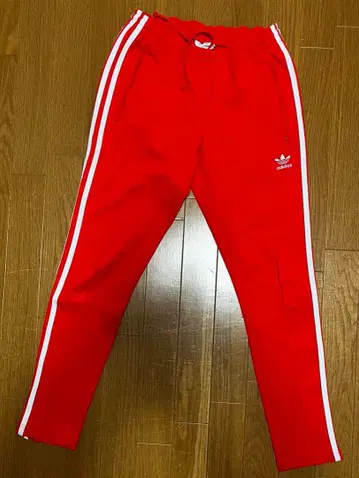 adidas 레드 사이드 스트라이프 조거 팬츠
