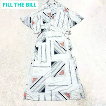 FILL THE BILL 지오메트리 반팔 개더 스커트 셋업