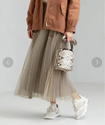 유나이티드 애로우즈 그린 레이블 릴랙싱 튤 플리츠 스커트