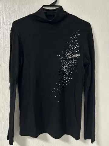 VALENZA 40 블랙 긴팔 T셔츠