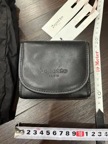 Repetto 블랙 3단 폴더형 지갑 수납 봉투 포함