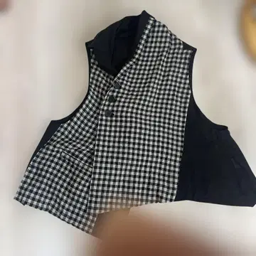 체크 무늬 슬리브리스 베스트