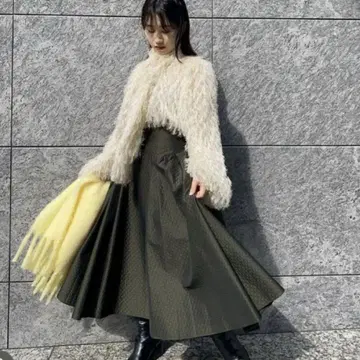 FRAY I.D 퀼팅 자카드 플레어 스커트