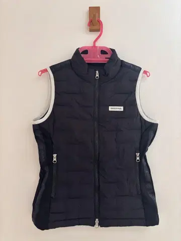 브리핑 골프 24년 가을/겨울 하이브리드 다운 베스트 BRG243W47