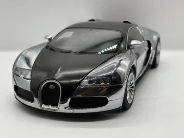 Auto art BUGATTI 16.4 VEYRON PUR SANG