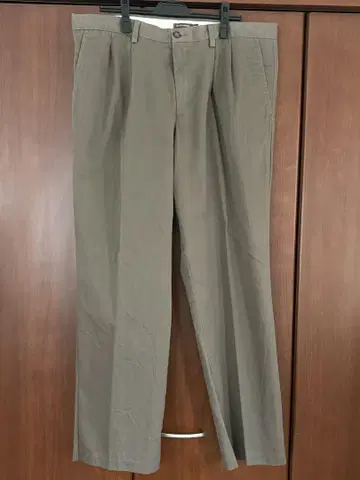 DOCKERS D3