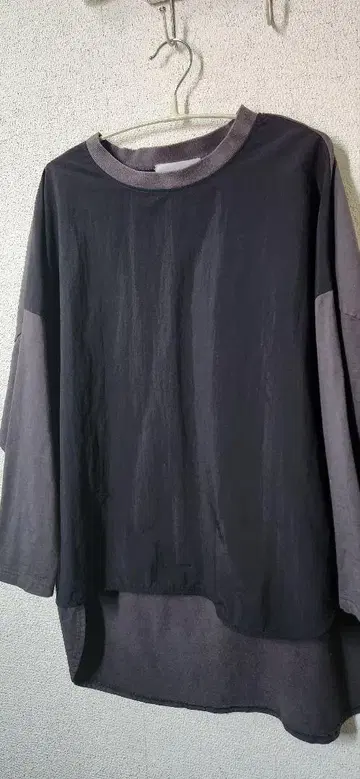 비어즐리 긴팔 셔츠