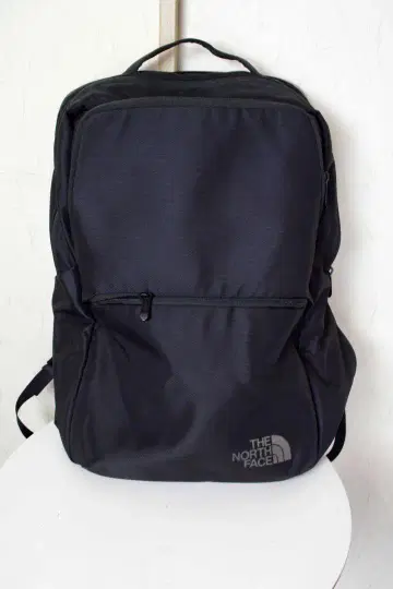 THE NORTH FACE 셔틀 시리즈 백팩 블랙