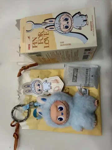 POP MART MONSTERS 봉제 인형 스트랩