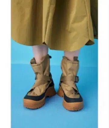 nagonstans 벨티드 부츠