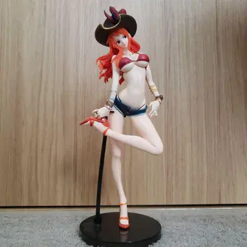 원피스 FLAG DIAMOND SHIP 나미 피규어