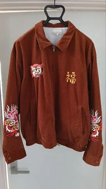 Universal Style Wear 베트남 자켓 카멜 L 사이즈
