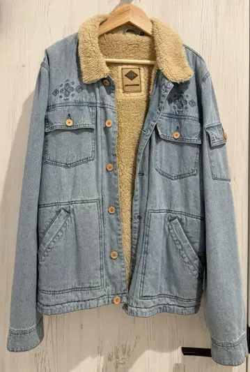 TCSS 보아 데님 자켓 (L 사이즈)
