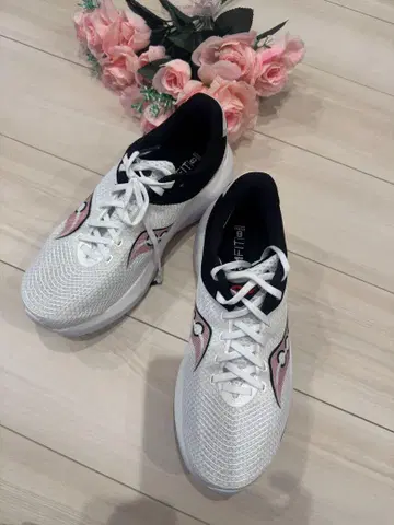 SAUCONY 써코니 킨바라 프로