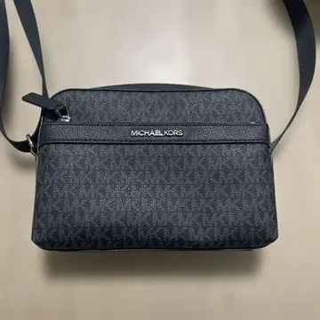 MICHAEL KORS 블랙 숄더백