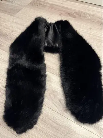 블랙 퍼 머플러 2개 부분 디자인