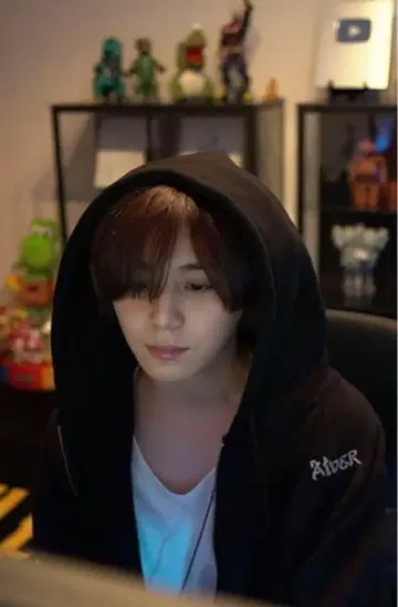 AIVER 후드티 L 사이즈
