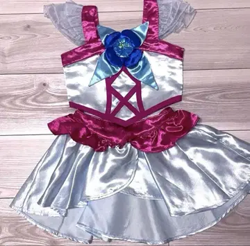 밀키 로즈 코스튬