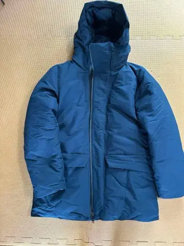 무인양품 남성용 네이비 후드 부착 다운 L 사이즈