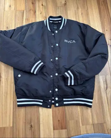 RVCA 바시티 자켓 블랙 S 사이즈