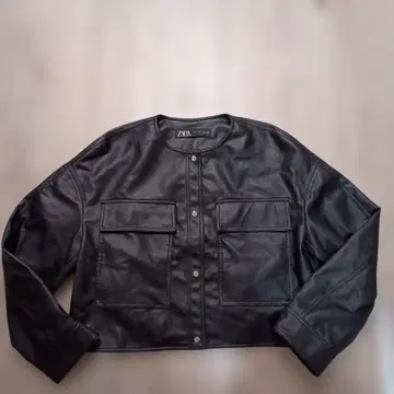ZARA 블랙 크롭 자켓 L