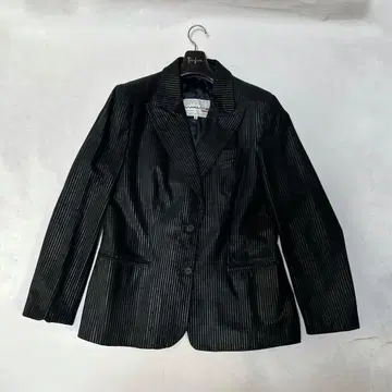 MAXIME 맥시 가죽 블랙 스트라이프 테일러드 자켓