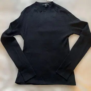 미사용 새상품 UNIQLO C 블랙 긴팔 니트 L