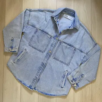[ 새상품급 ] ZARA 라이트 블루 데님 자켓 M