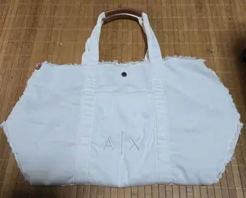 AX 화이트 프린지 토트백