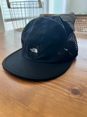 THE NORTH FACE 블랙 메쉬 캡