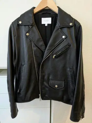 BEAUTY&YOUTH 양가죽 블랙 더블 라이더 자켓